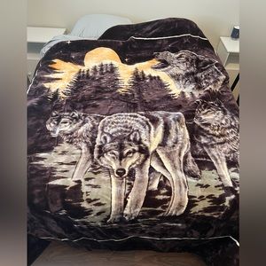 Mink King Size Wolf Blanket